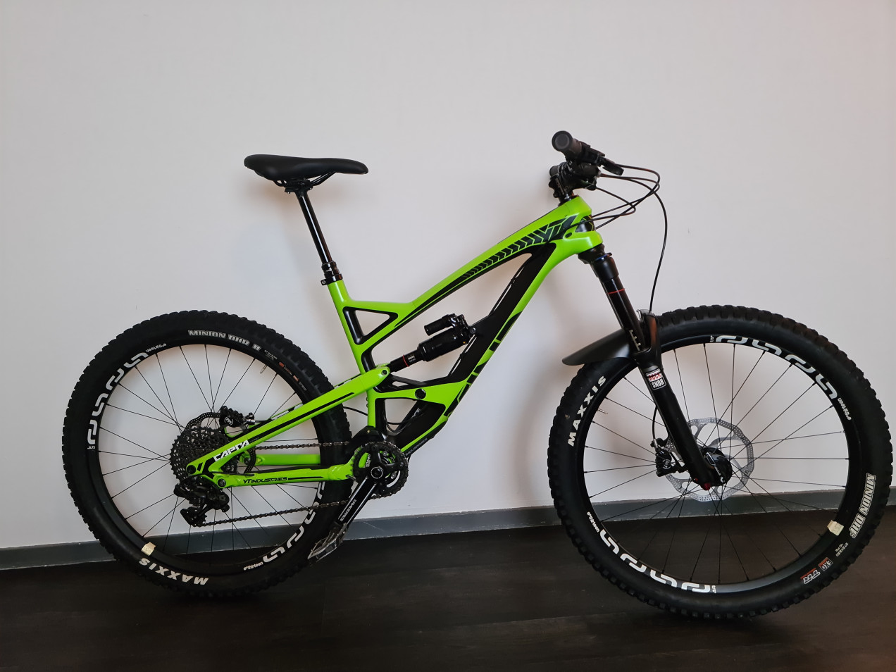 YT Industries Capra Comp CF Used In L Buycycle