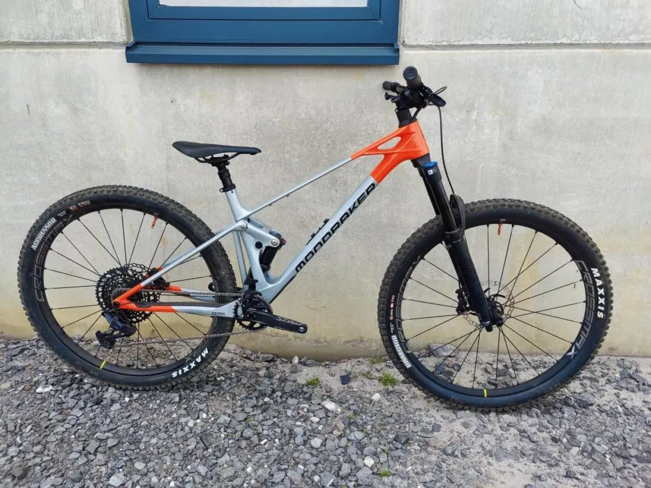 Mondraker RAZE CARBON R Used In LG Buycycle