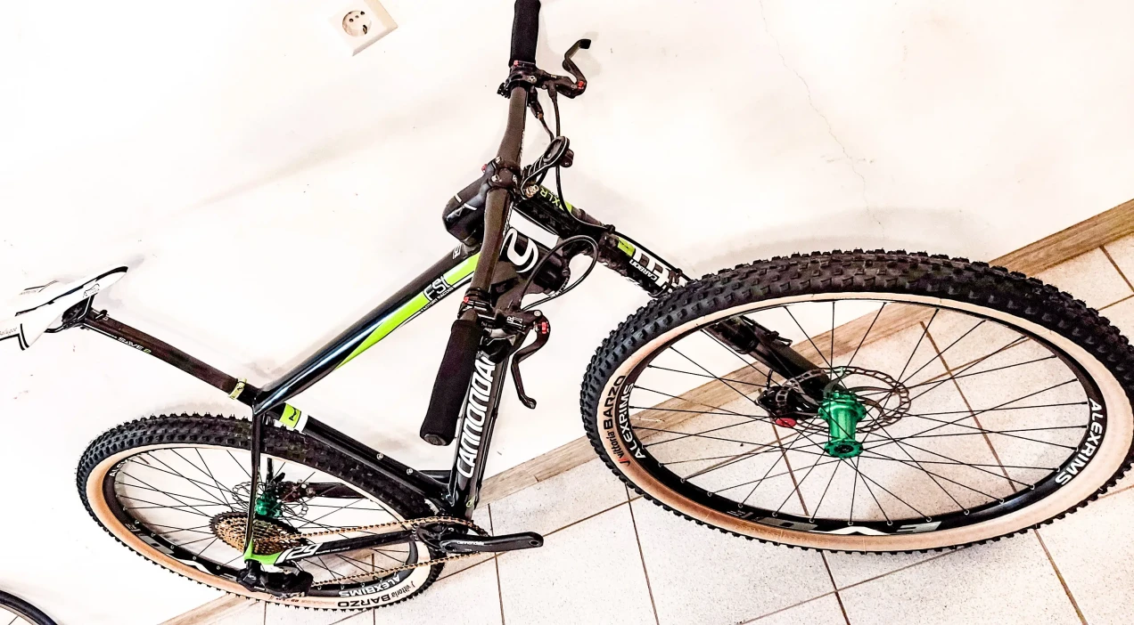 Cannondale F Si Carbon Factory Racing Custom Tuned Wykorzystywany W L