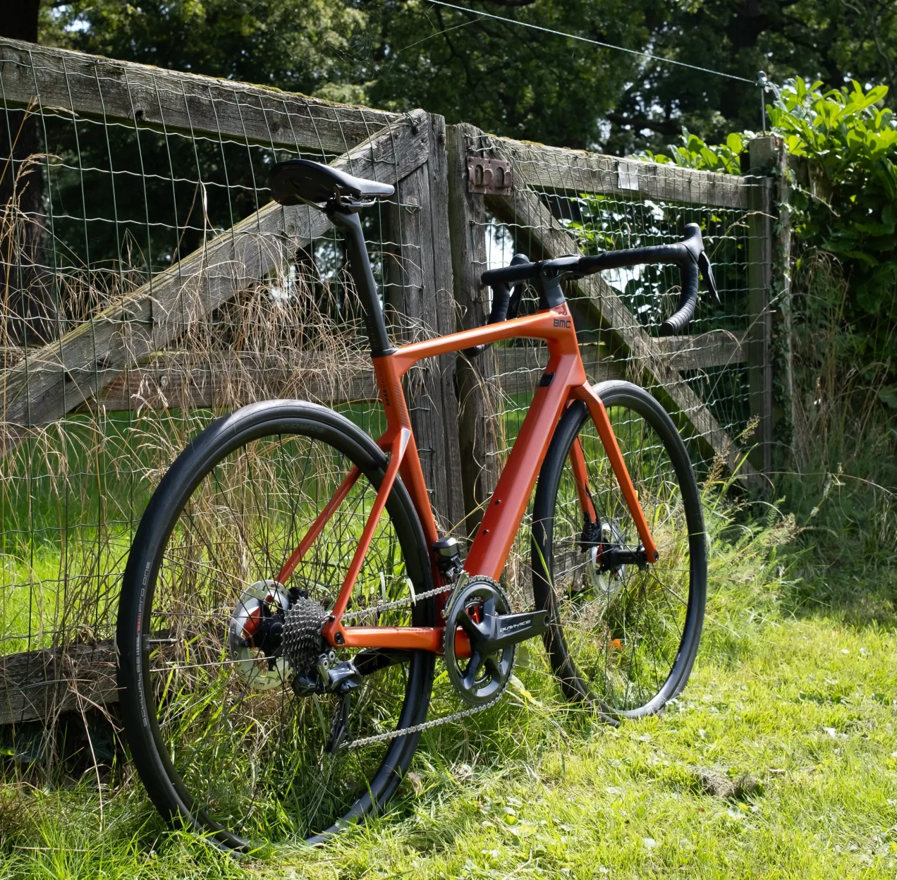 BMC Roadmachine 01 TWO Gebruikt In 54 Cm Buycycle