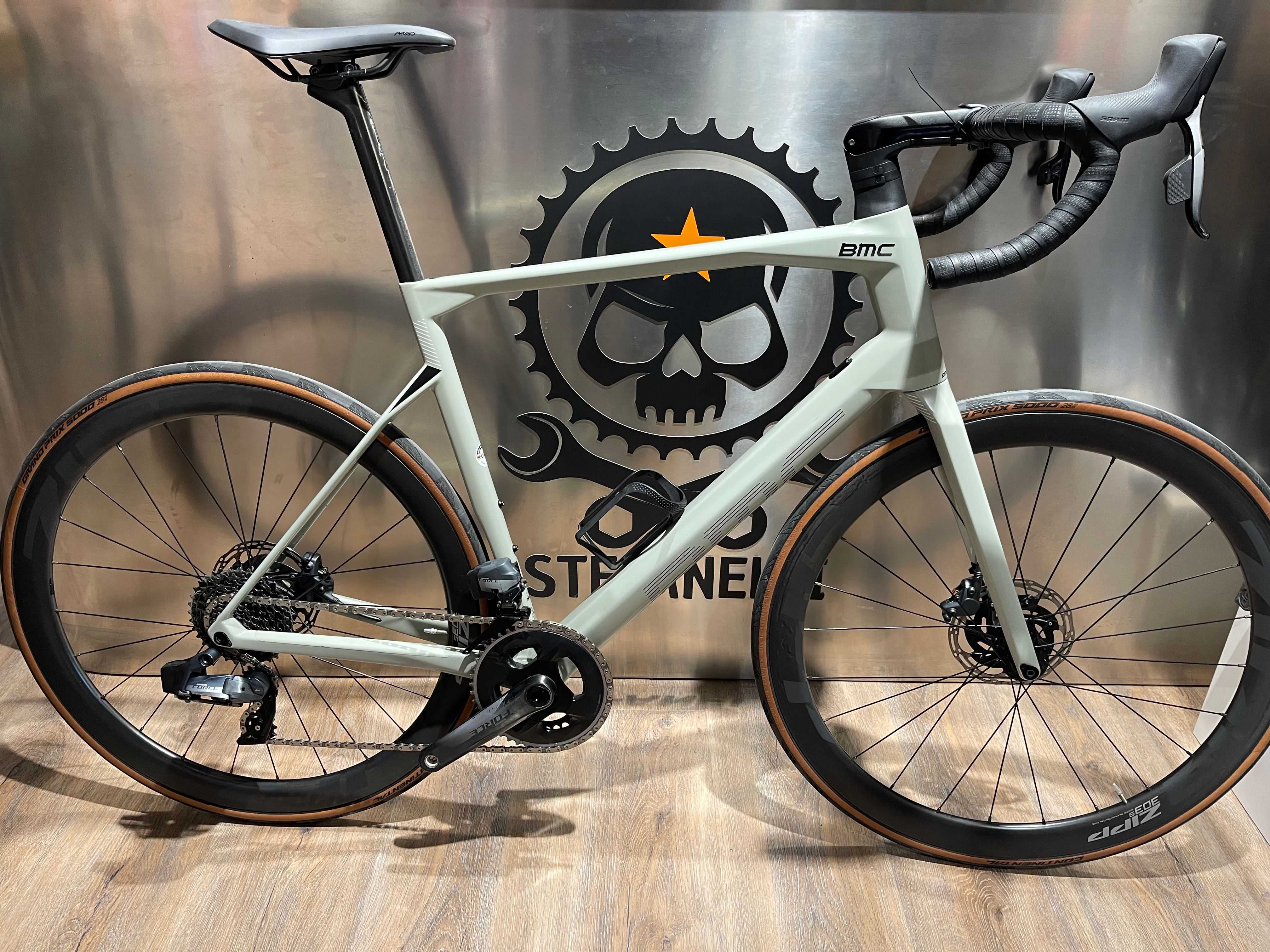 Bmc Roadmachine Four Gebruikt In Cm Buycycle