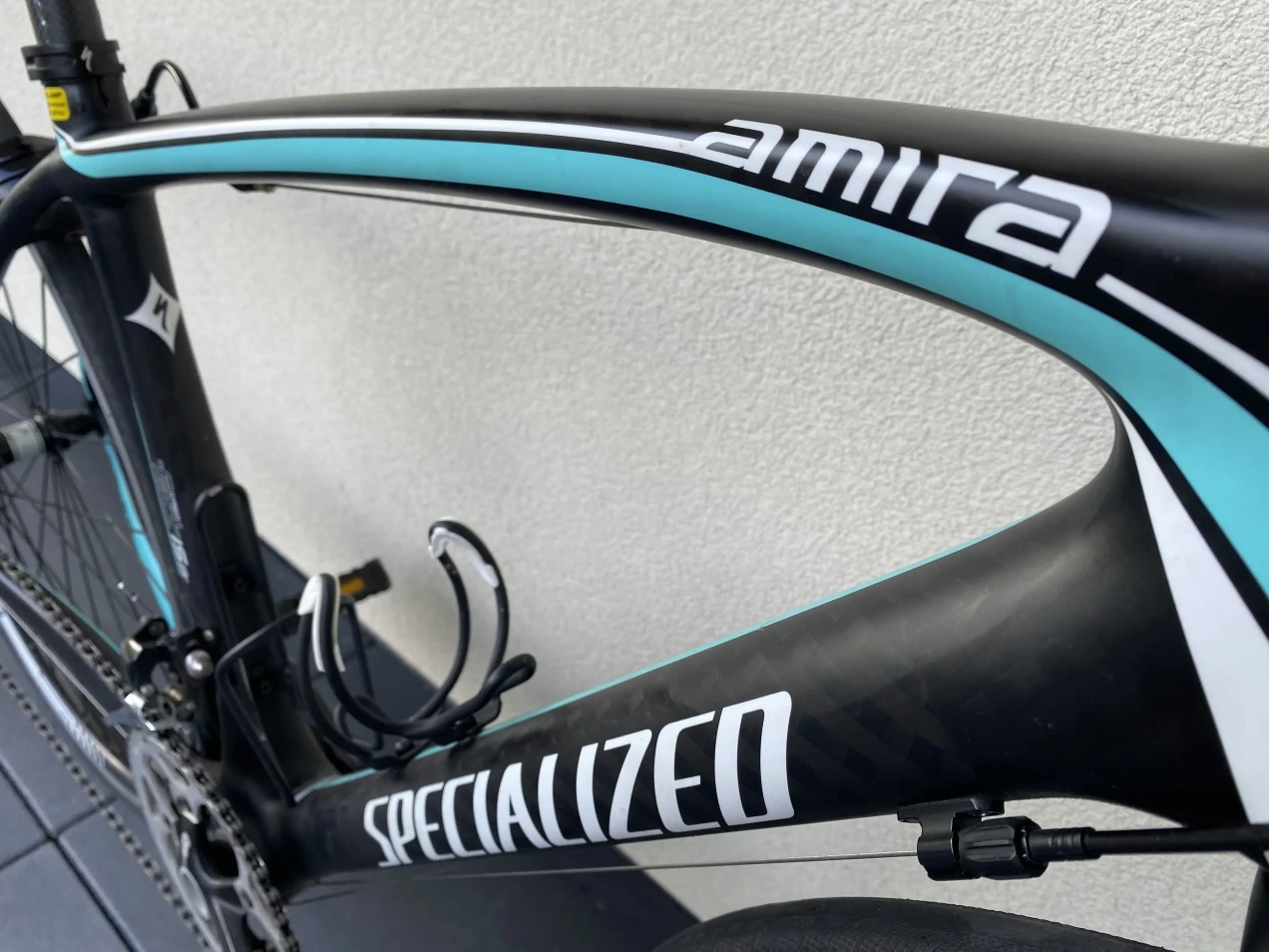 specialized amira elite