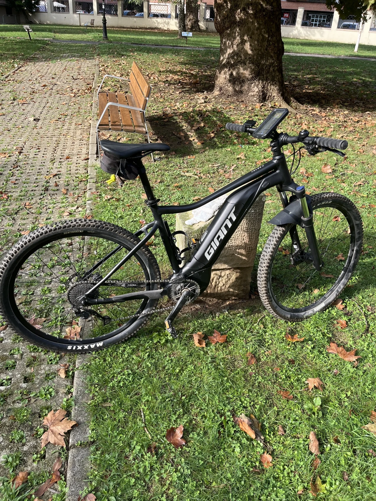 Giant Talón E+ eléctrica 500 w used in L buycycle