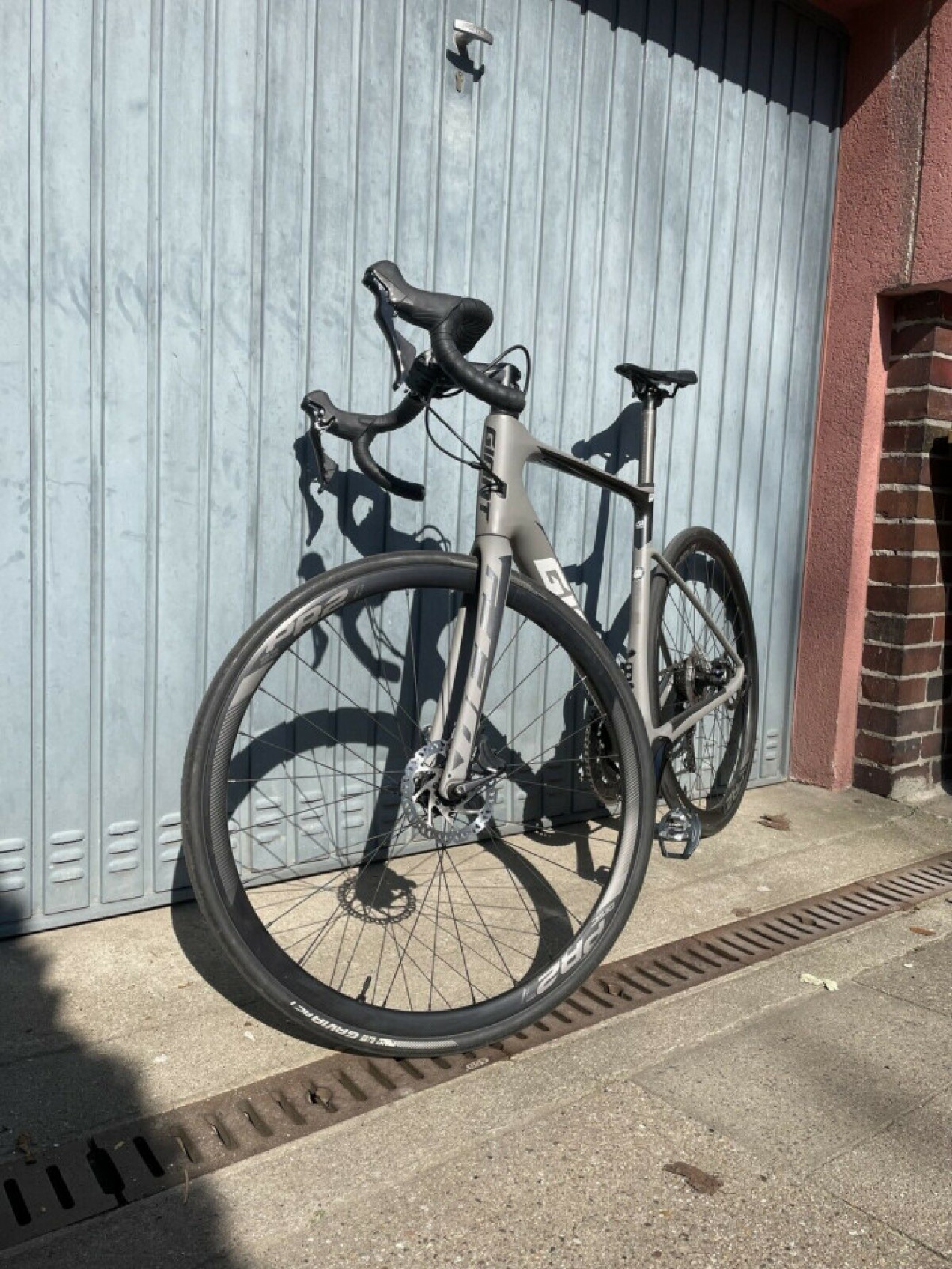 cycling feed bag