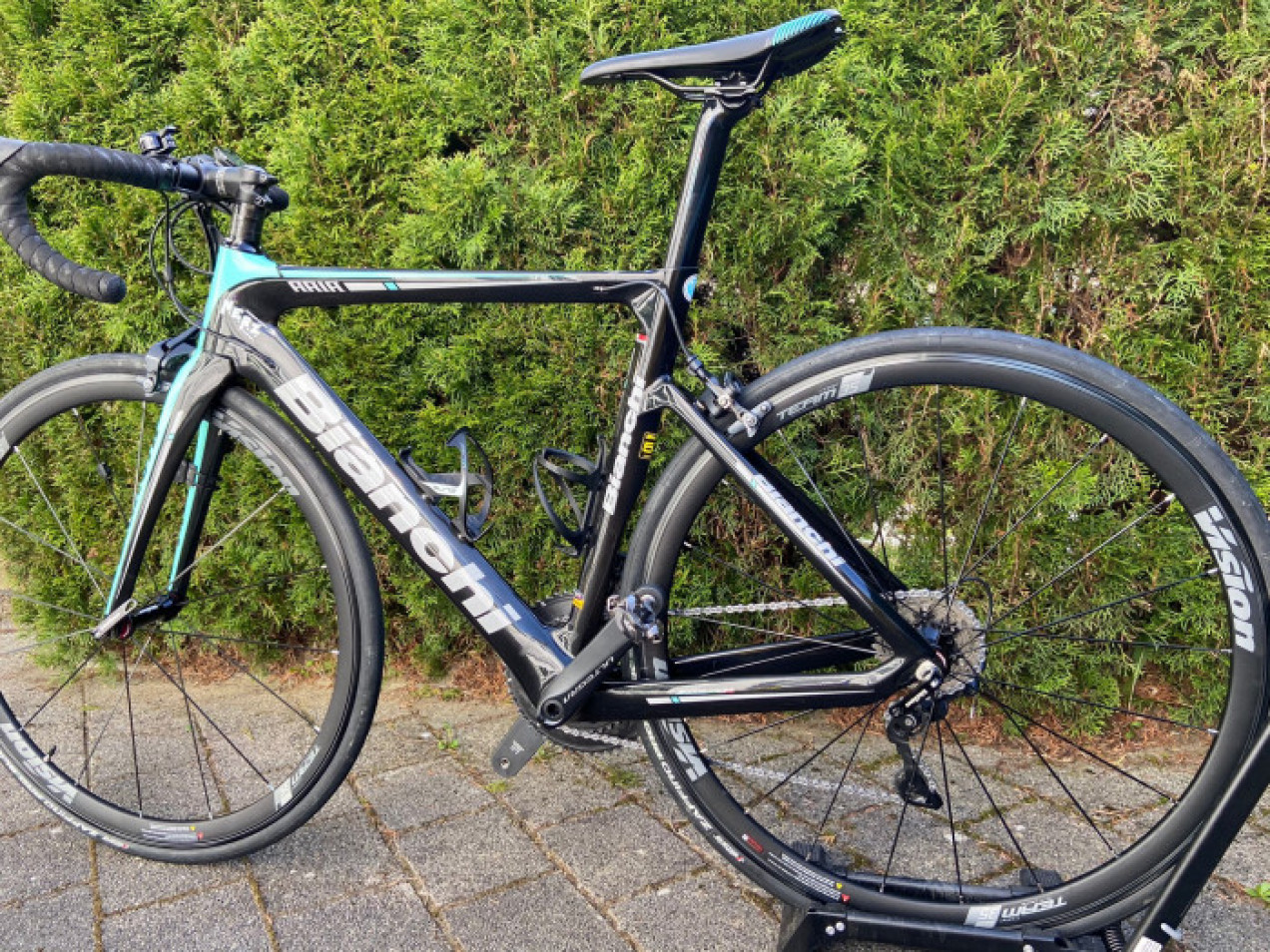 bianchi aria ultegra