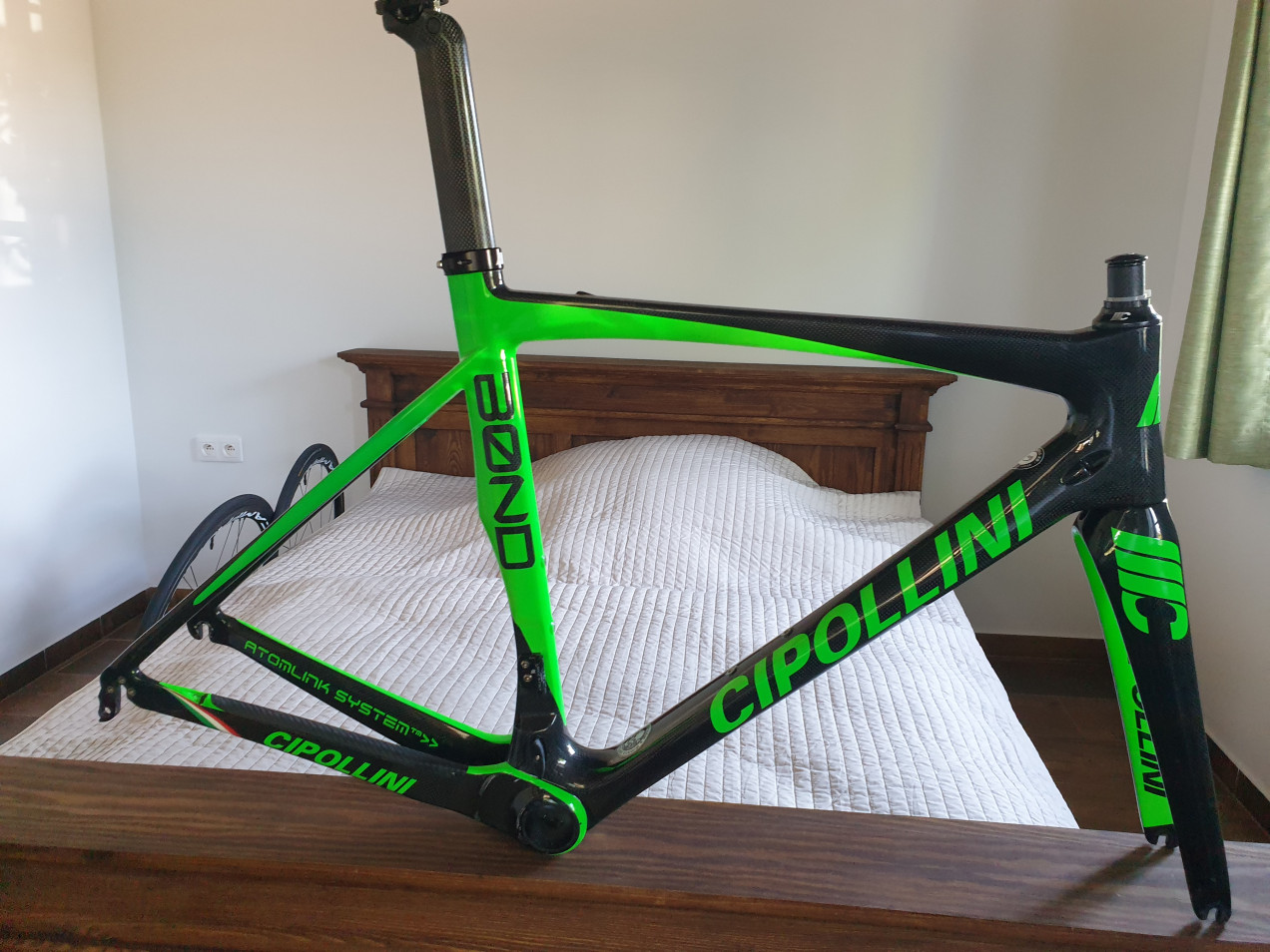 cipollini bond frameset