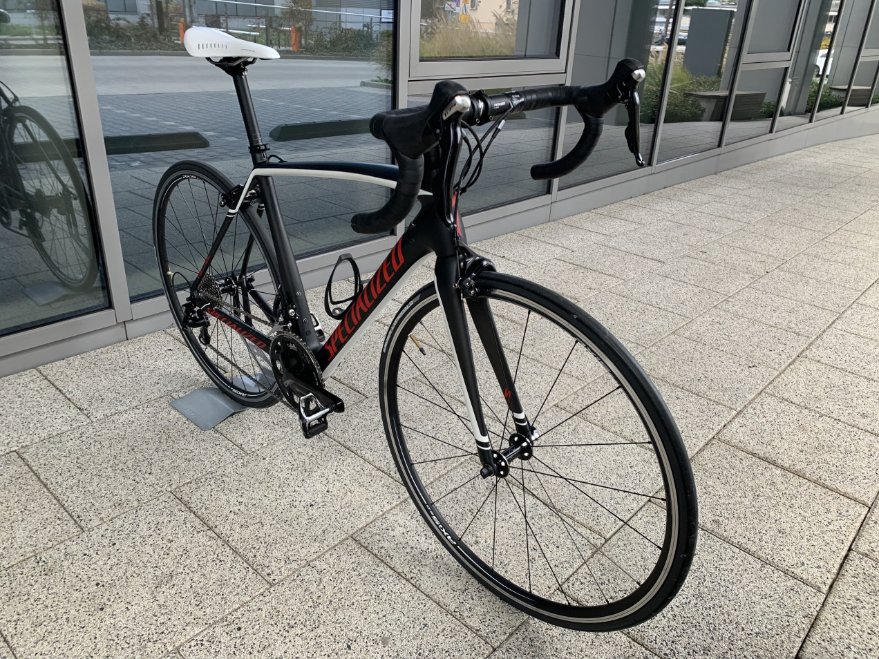 Specialized Tarmac SL4 Sport used in 54 cm | buycycle