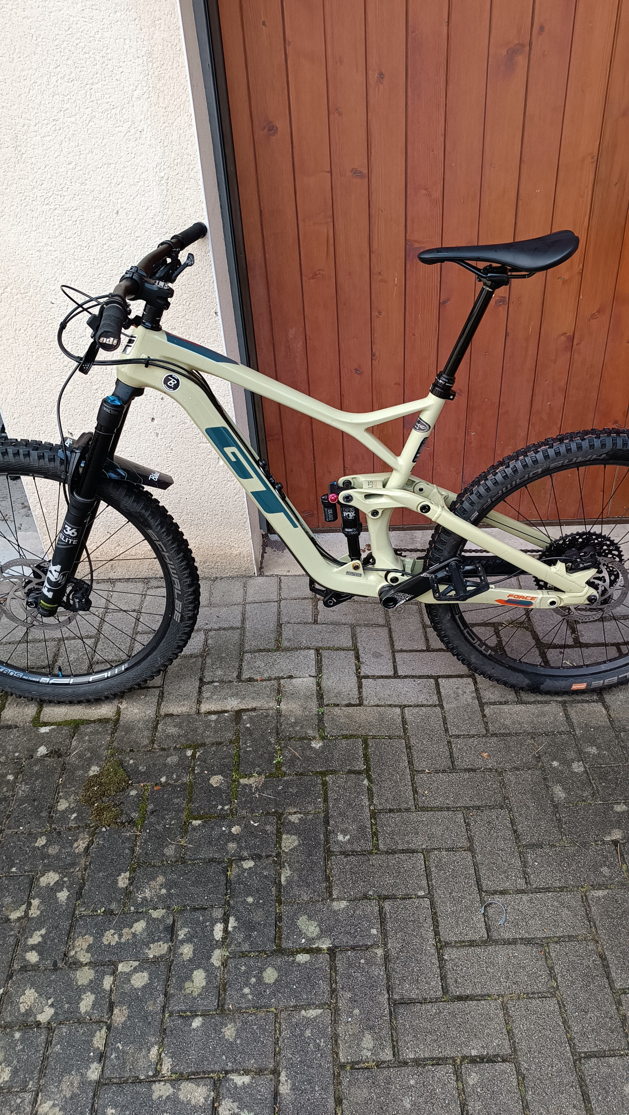 mens mountain bike pay monthly