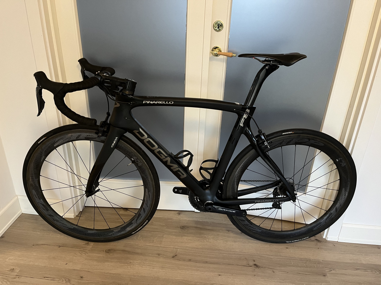 Pinarello DOGMA F8 used in 56 cm | buycycle