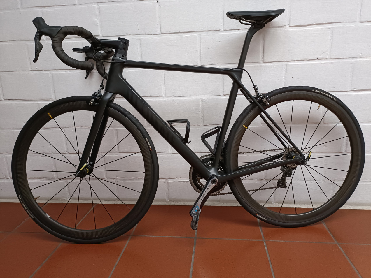 Canyon Ultimate CF SLX 9.0 Dura-Ace used in m | buycycle