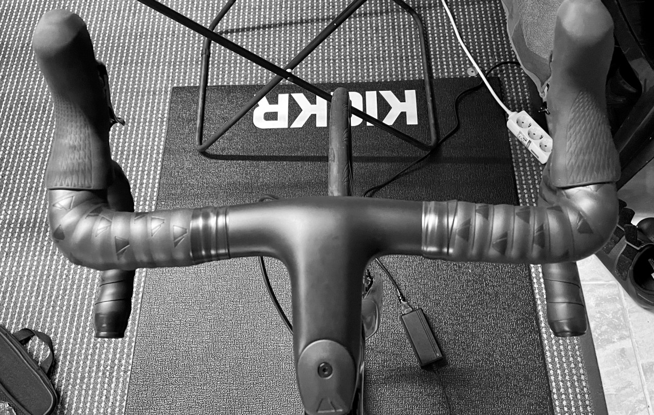 Canyon Ultimate CF SL 8 Disc used in l buycycle