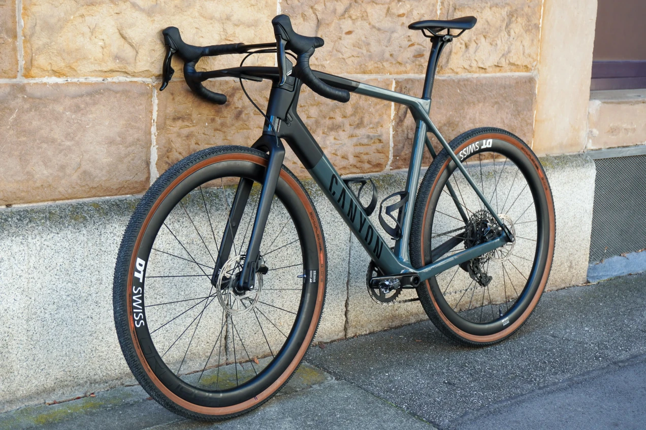 Canyon Grail CF SL 7 eTap used in LG | buycycle