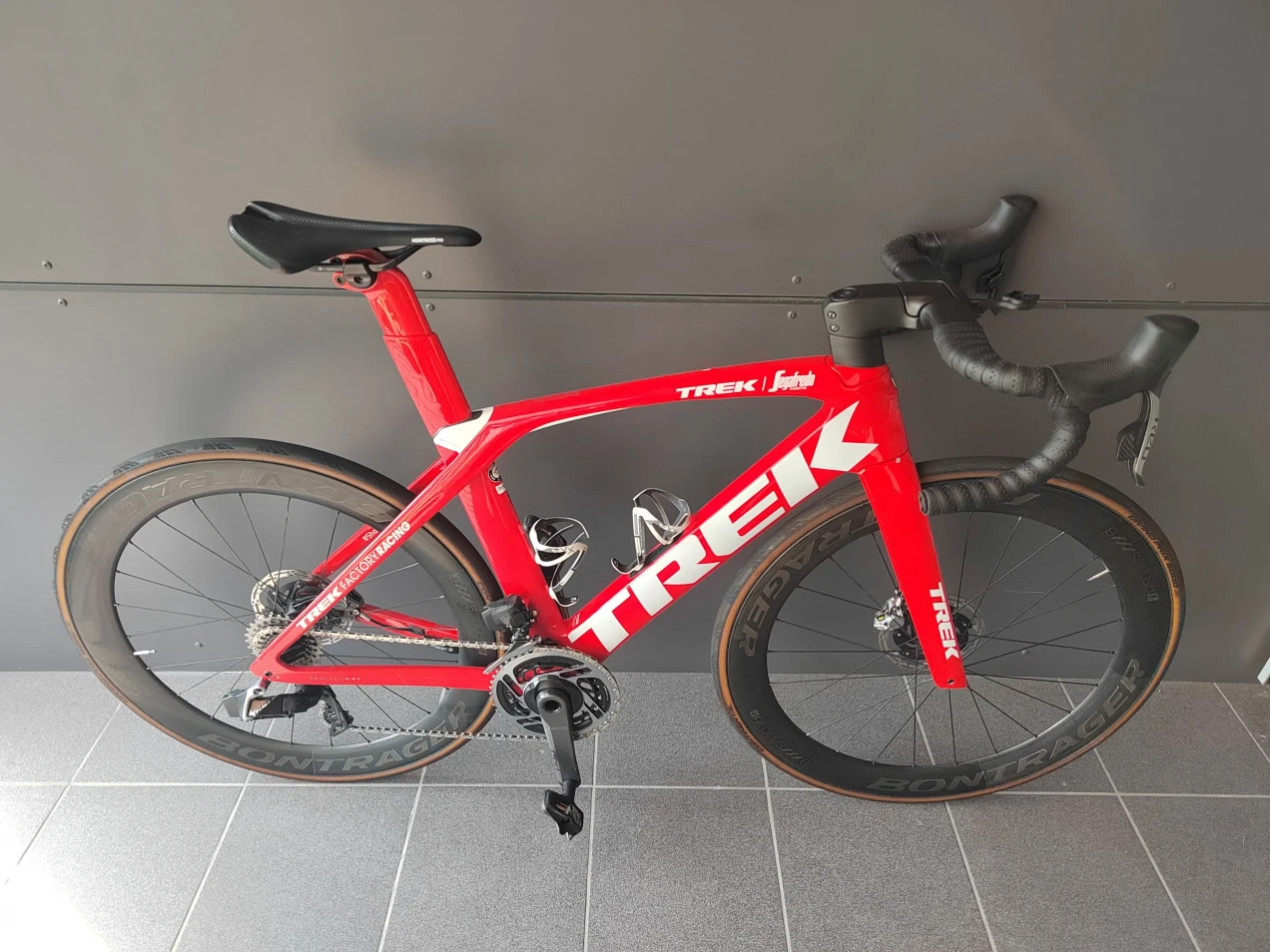 Trek Madone SLR 9 AXS Gen 6 used in m | buycycle