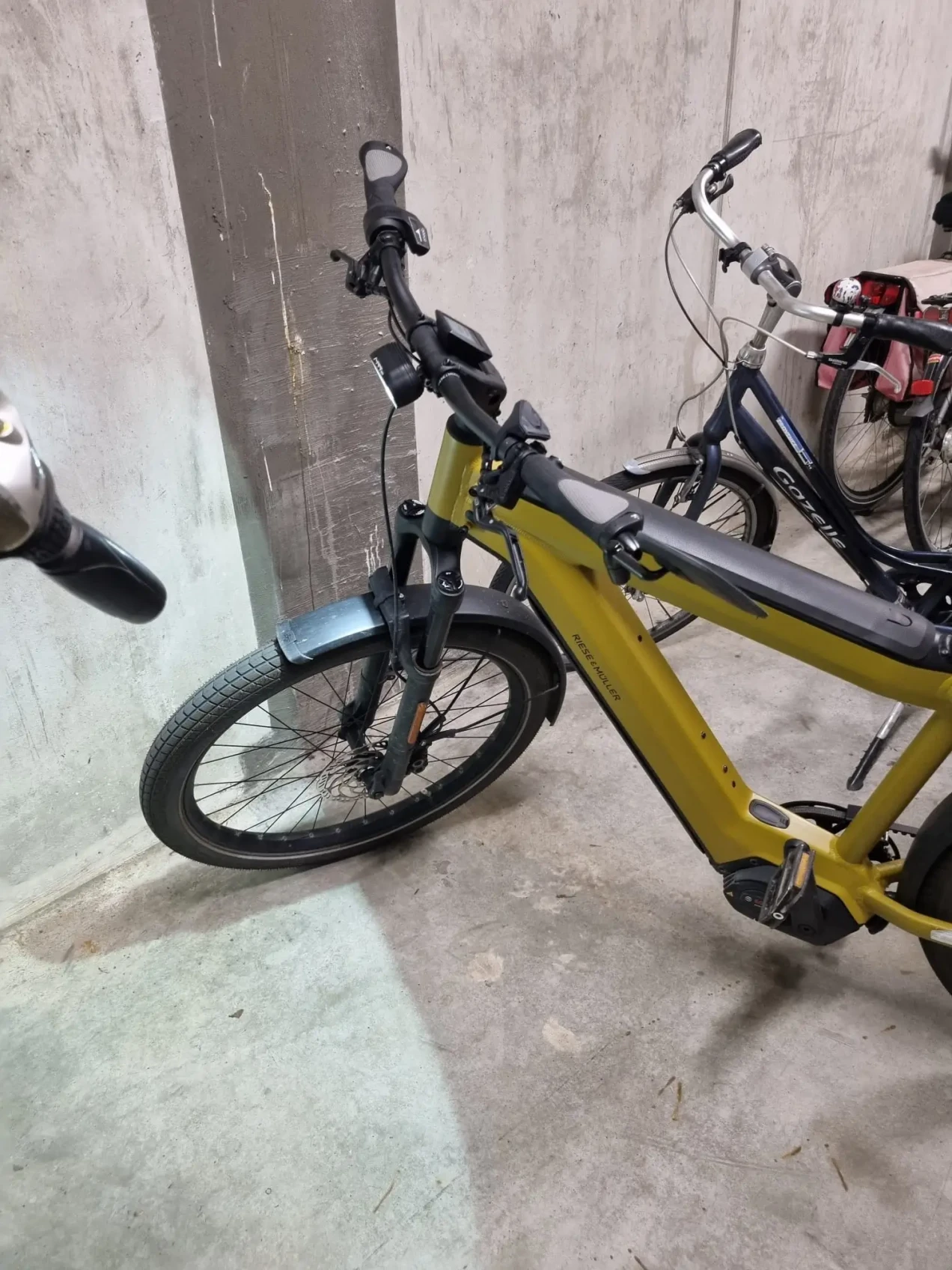 Riese & Müller Supercharger GT vario HS used in 56 cm buycycle