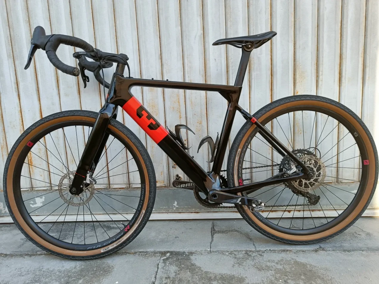 3t exploro team speed force 1