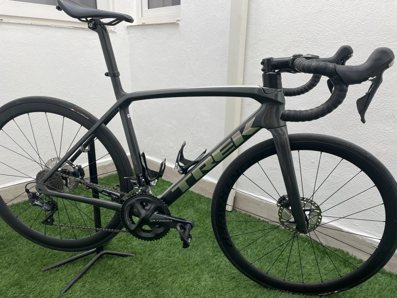 trek émonda sl 6 disc 2021