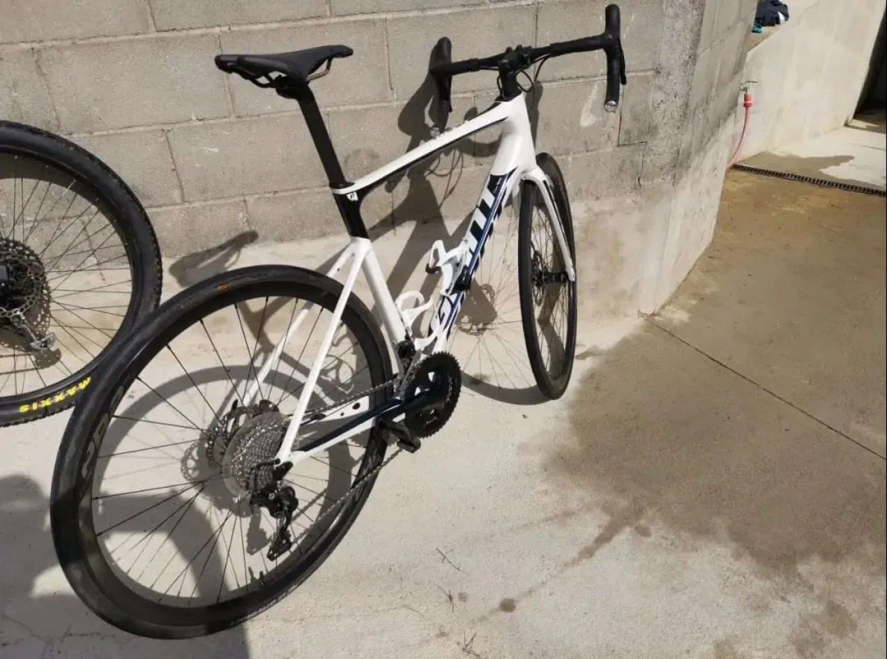 2020 giant defy advanced 2 weight