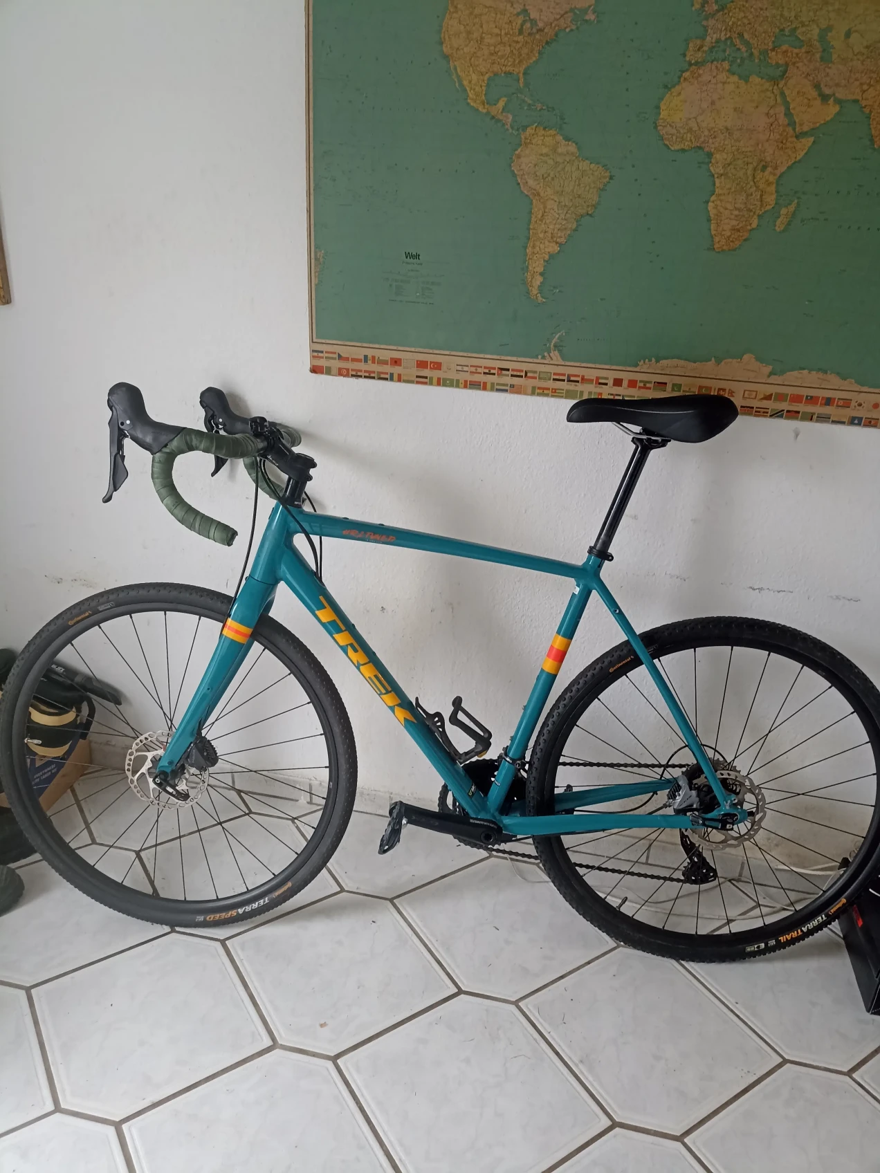 trek checkpoint alr 5 58cm