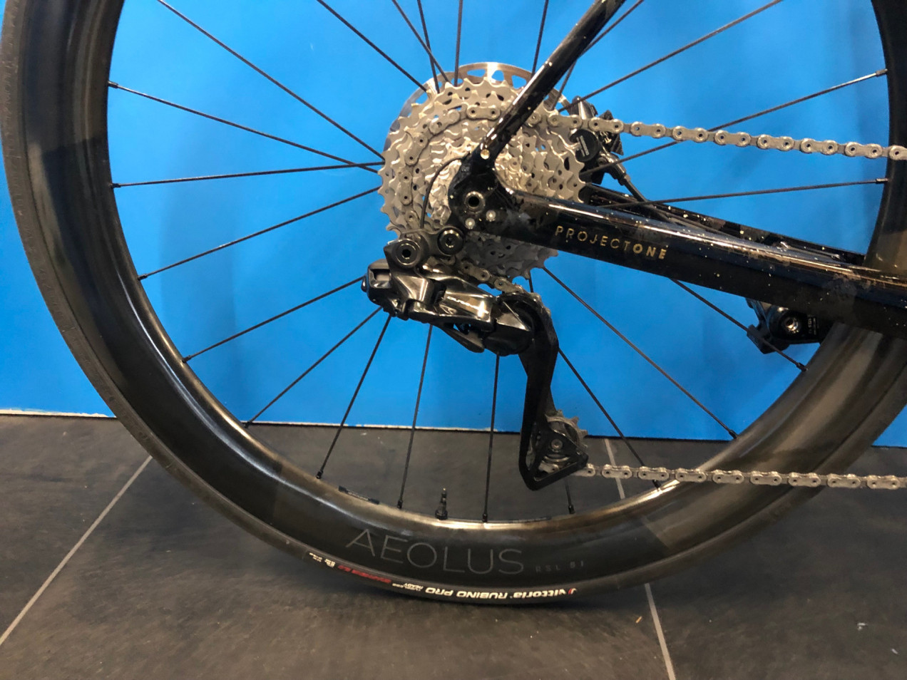 Achetez un vélo d'occasion Trek Domane SLR 9 Gen 3 en 56 cm | buycycle