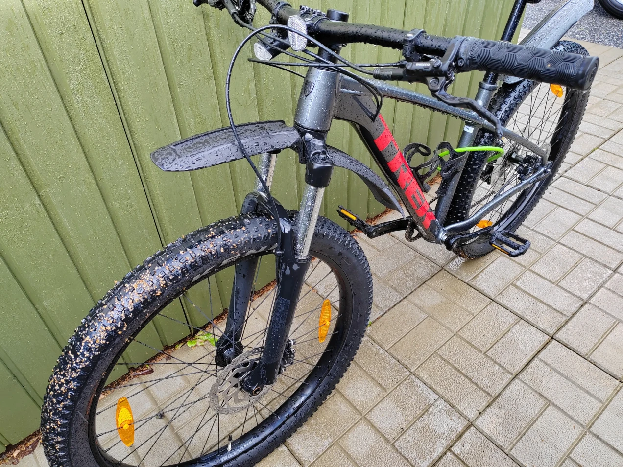 trek roscoe 6 lithium grey