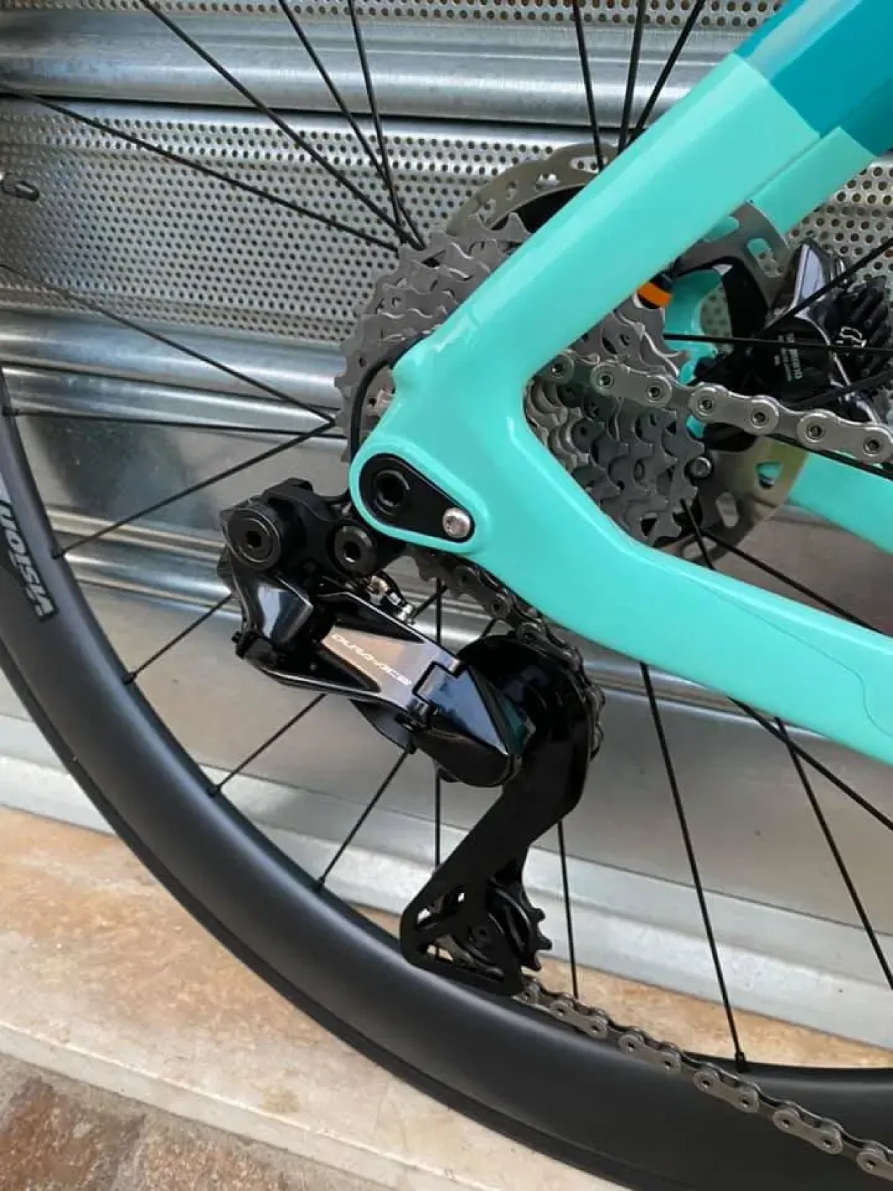 bianchi oltre xr4 disc dura ace di2