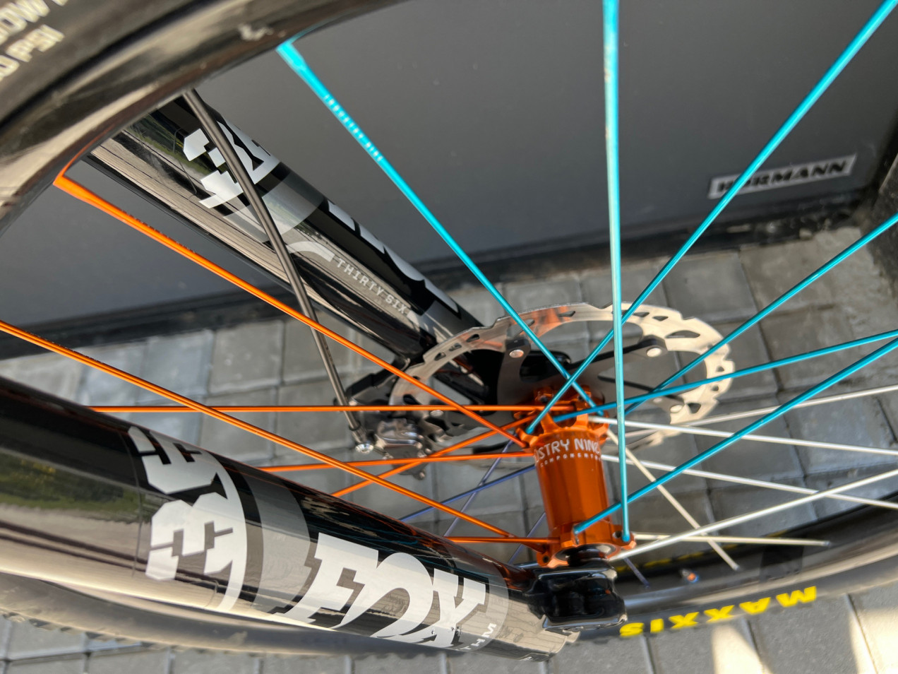 santa cruz megatower carbon cc