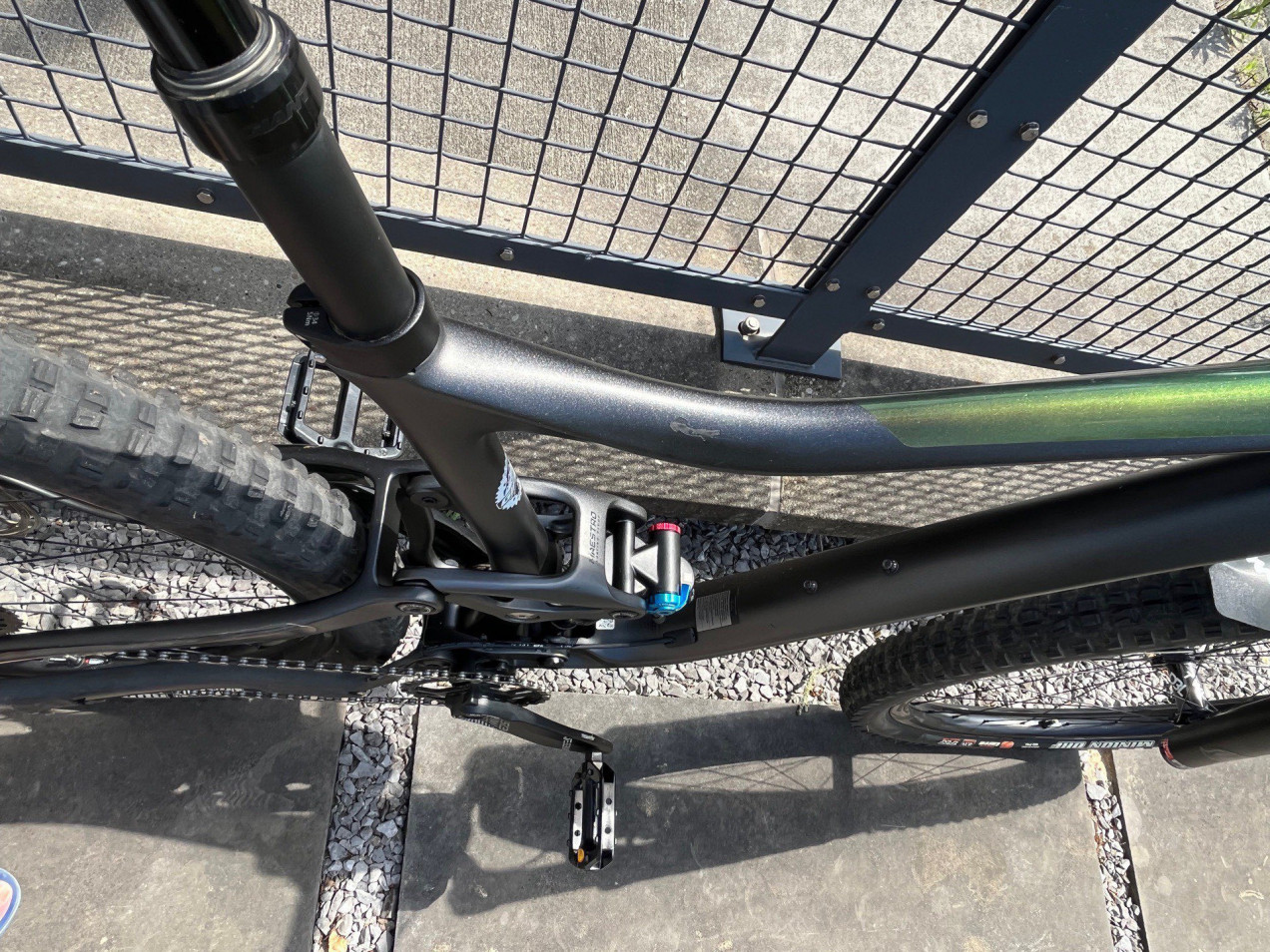 avon element 27.5 cycle price