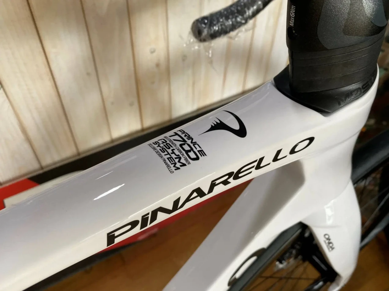 pinarello prince ultegra 2021