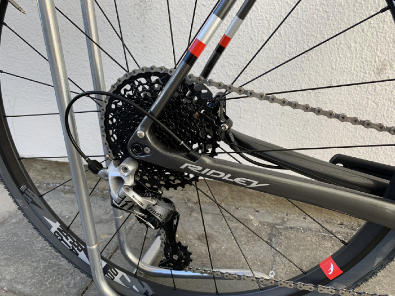 Ridley Kanzo Speed - SRAM Rival1 used in 56 cm | buycycle