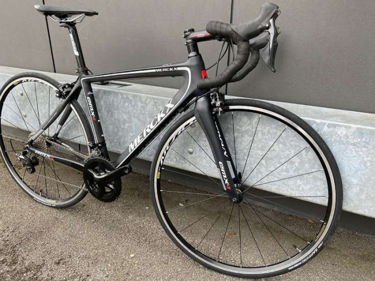 Eddy Merckx EM525 Performance Ultegra Carbon used in 54 cm | buycycle