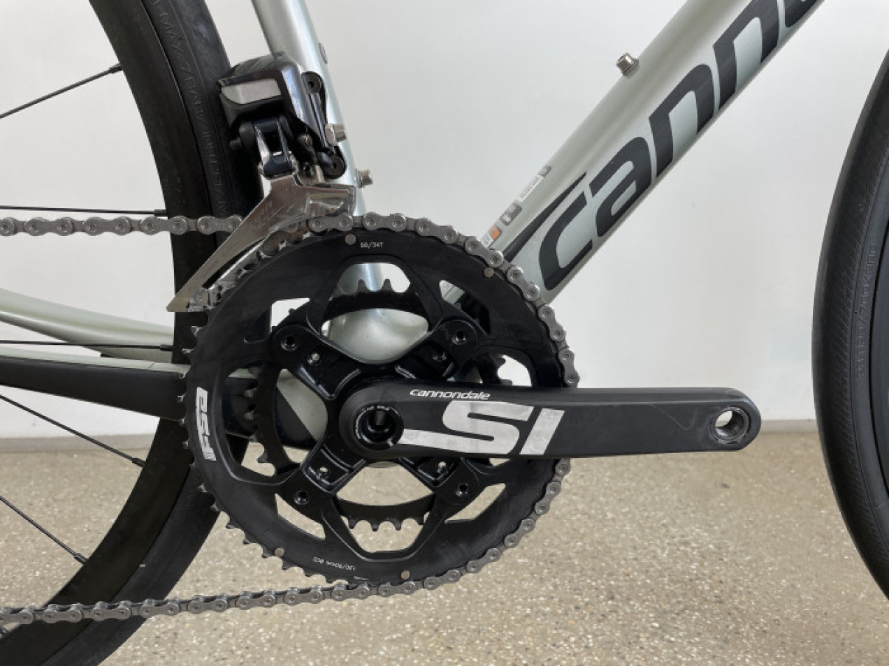 2019 cannondale synapse carbon disc ultegra di2