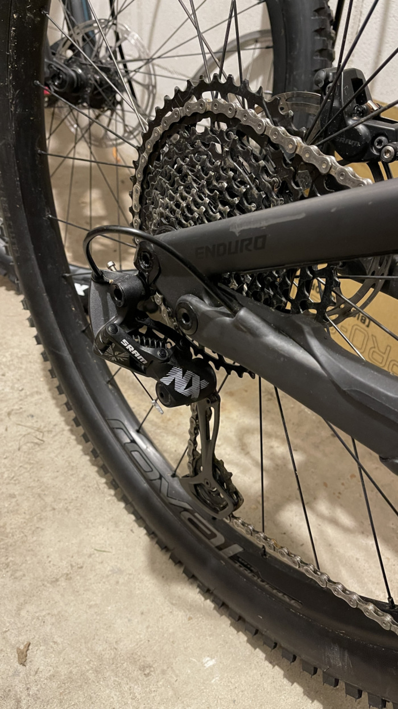 2020 specialized enduro comp weight