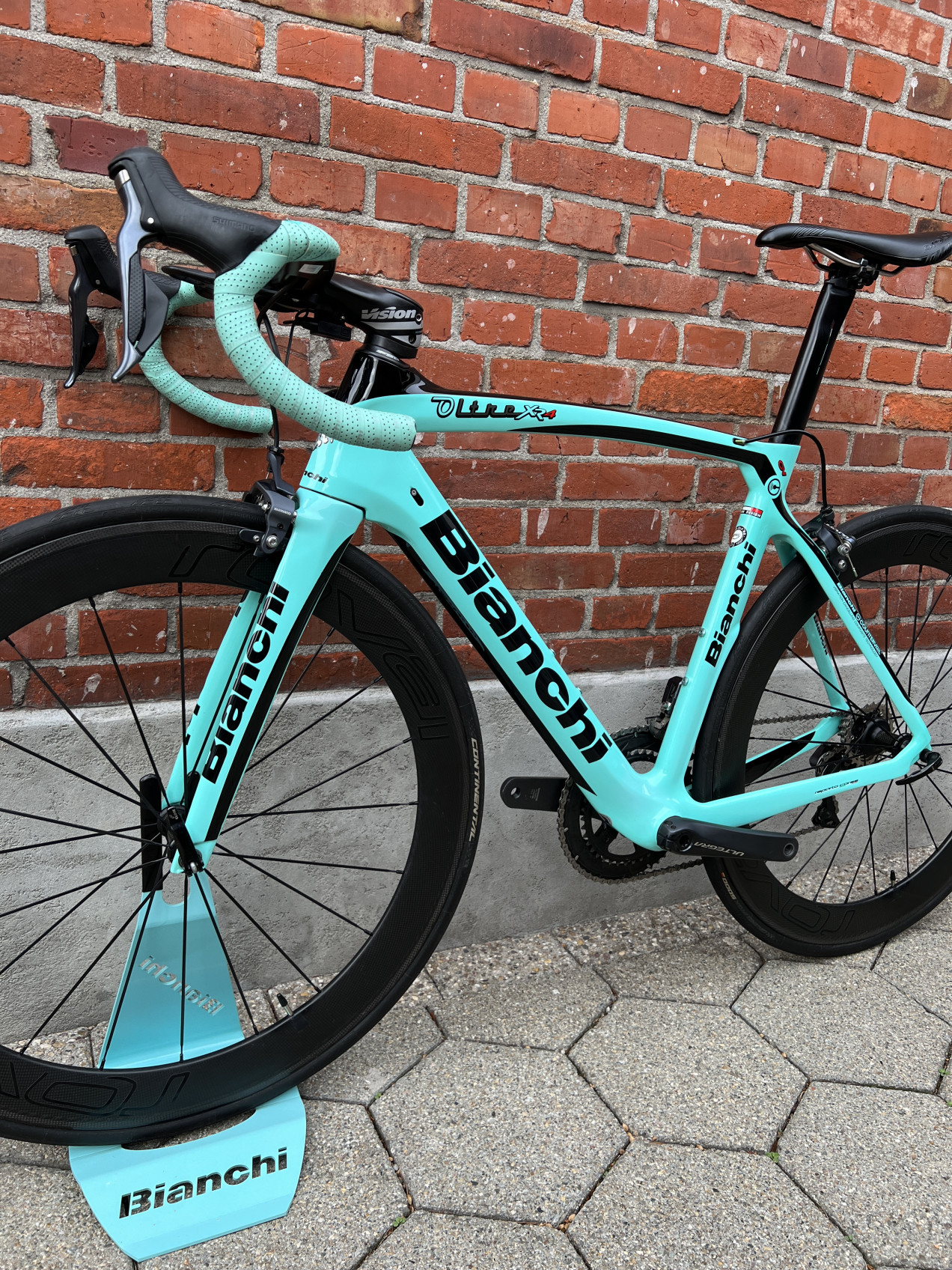 bianchi oltre xr4 disc ultegra di2 weight