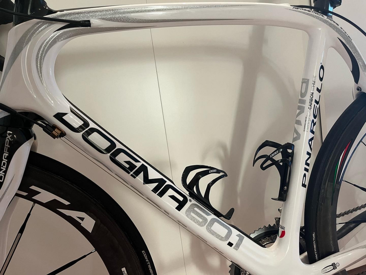 pinarello dogma sky