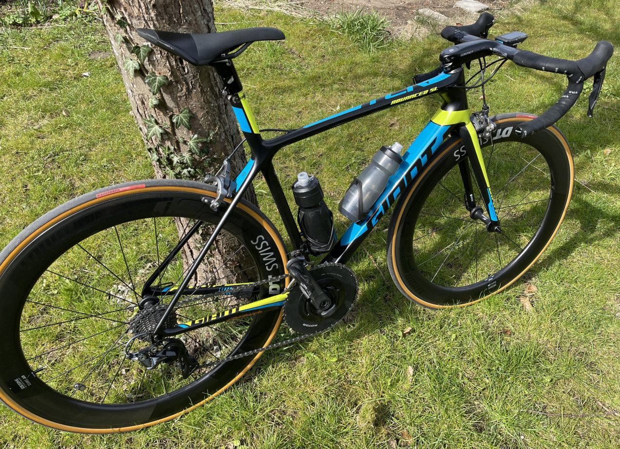 giant tcr advanced sl 2 2018