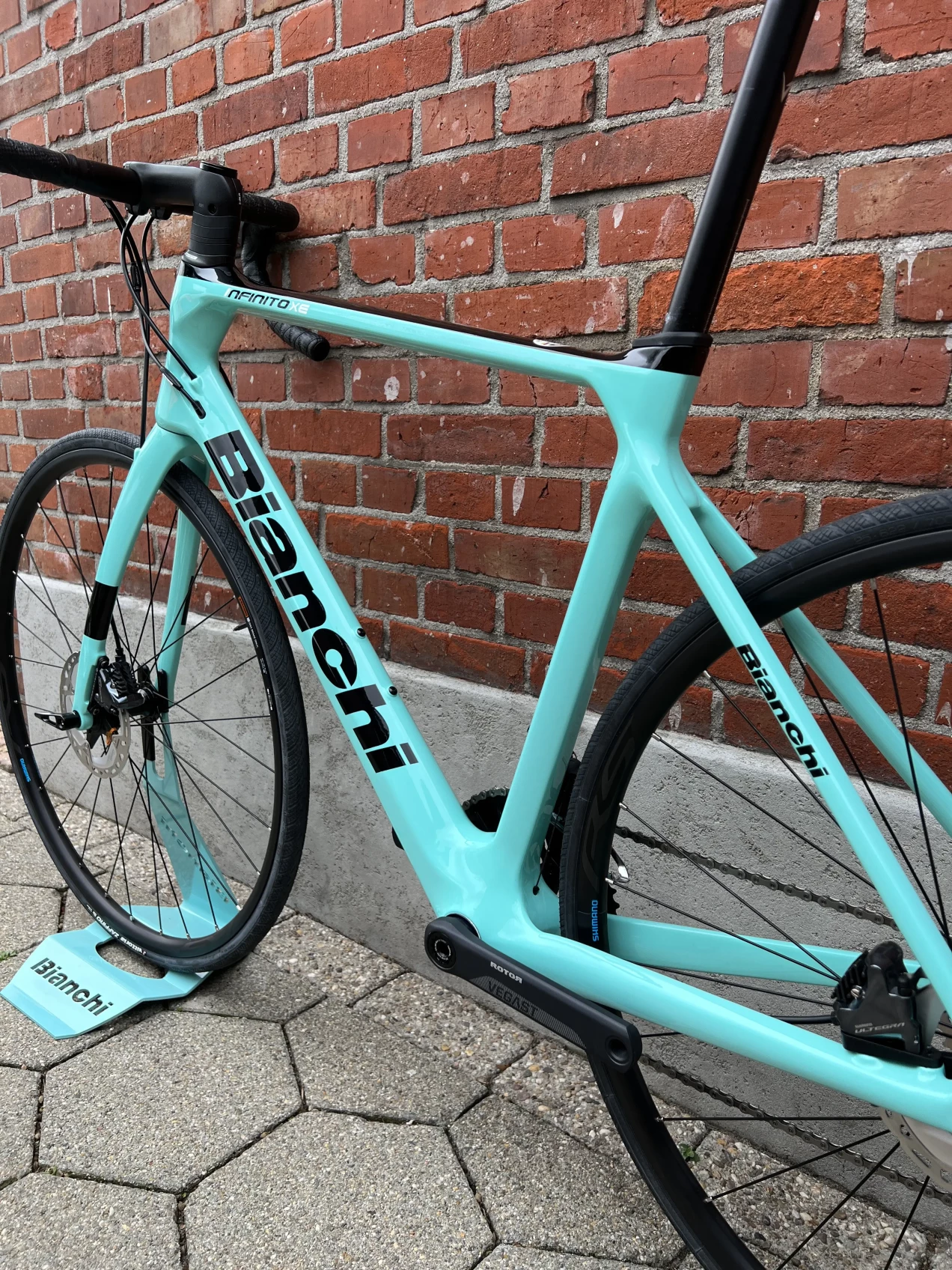 bianchi infinito xe ultegra