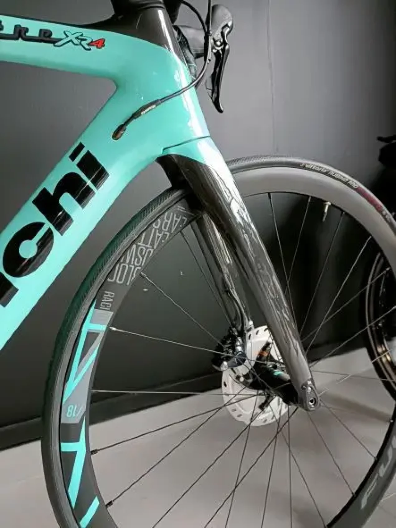 bianchi oltre xr3 ultegra di2 disc