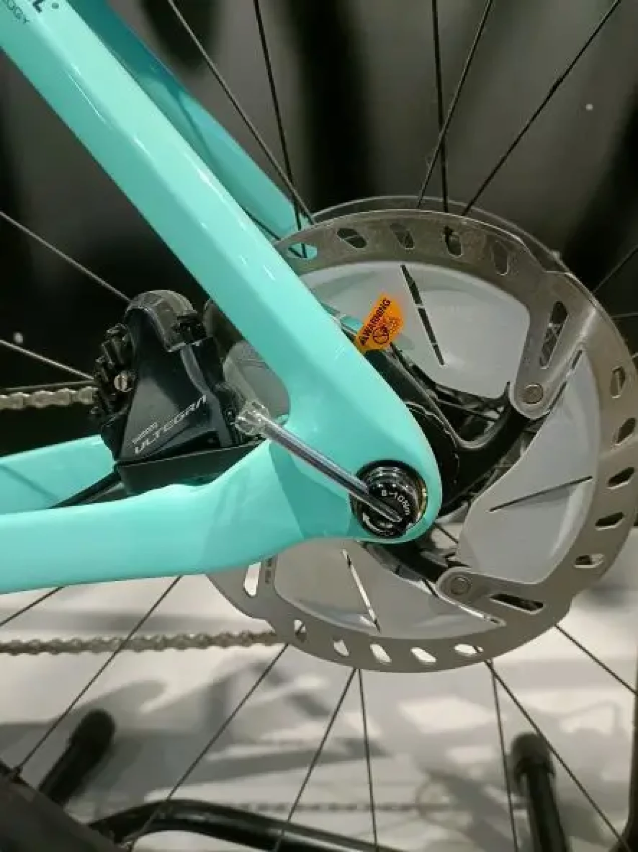 bianchi oltre xr4 cv ultegra di2 compact disc road bike 2019