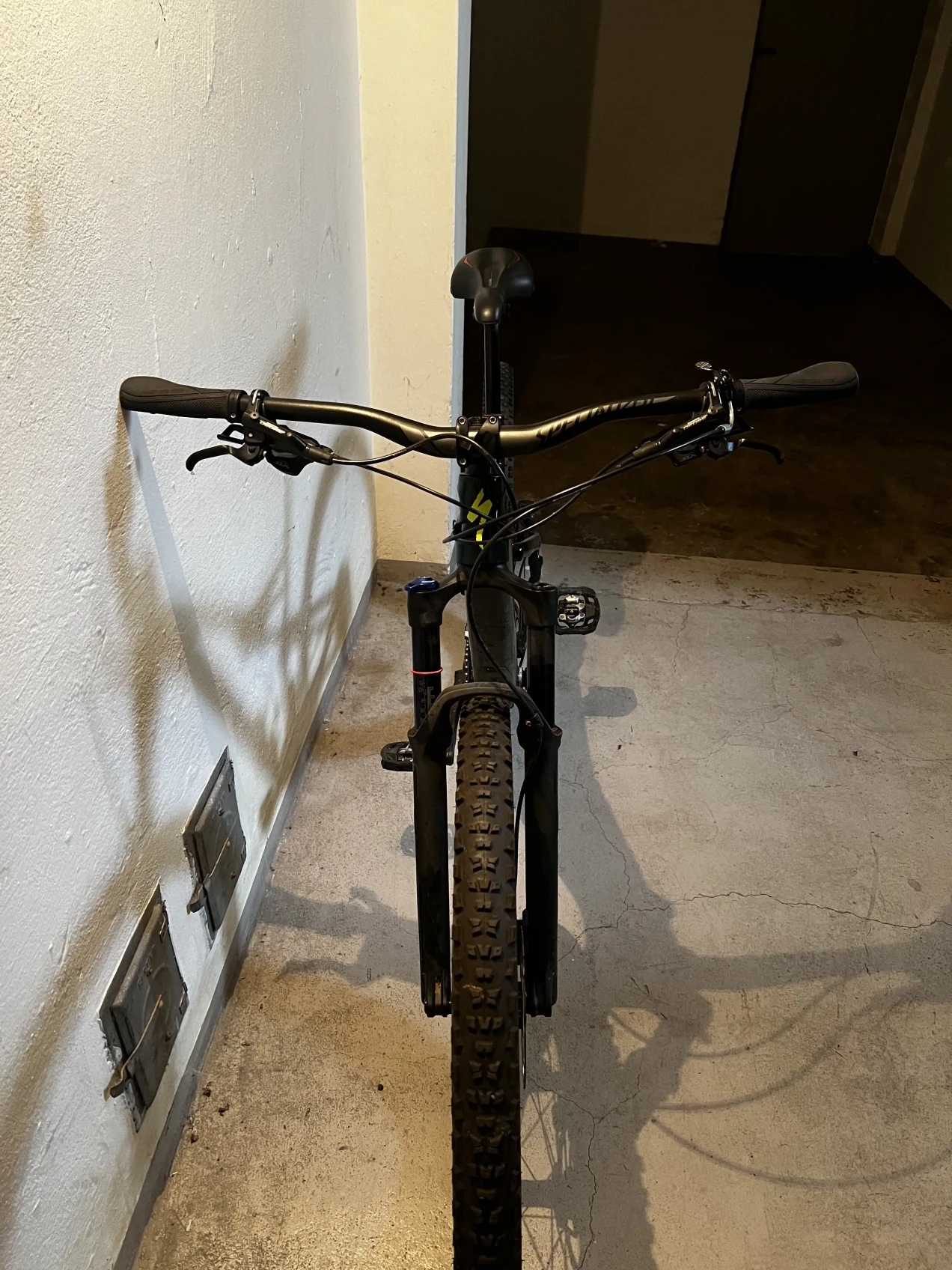 2018 specialized camber carbon