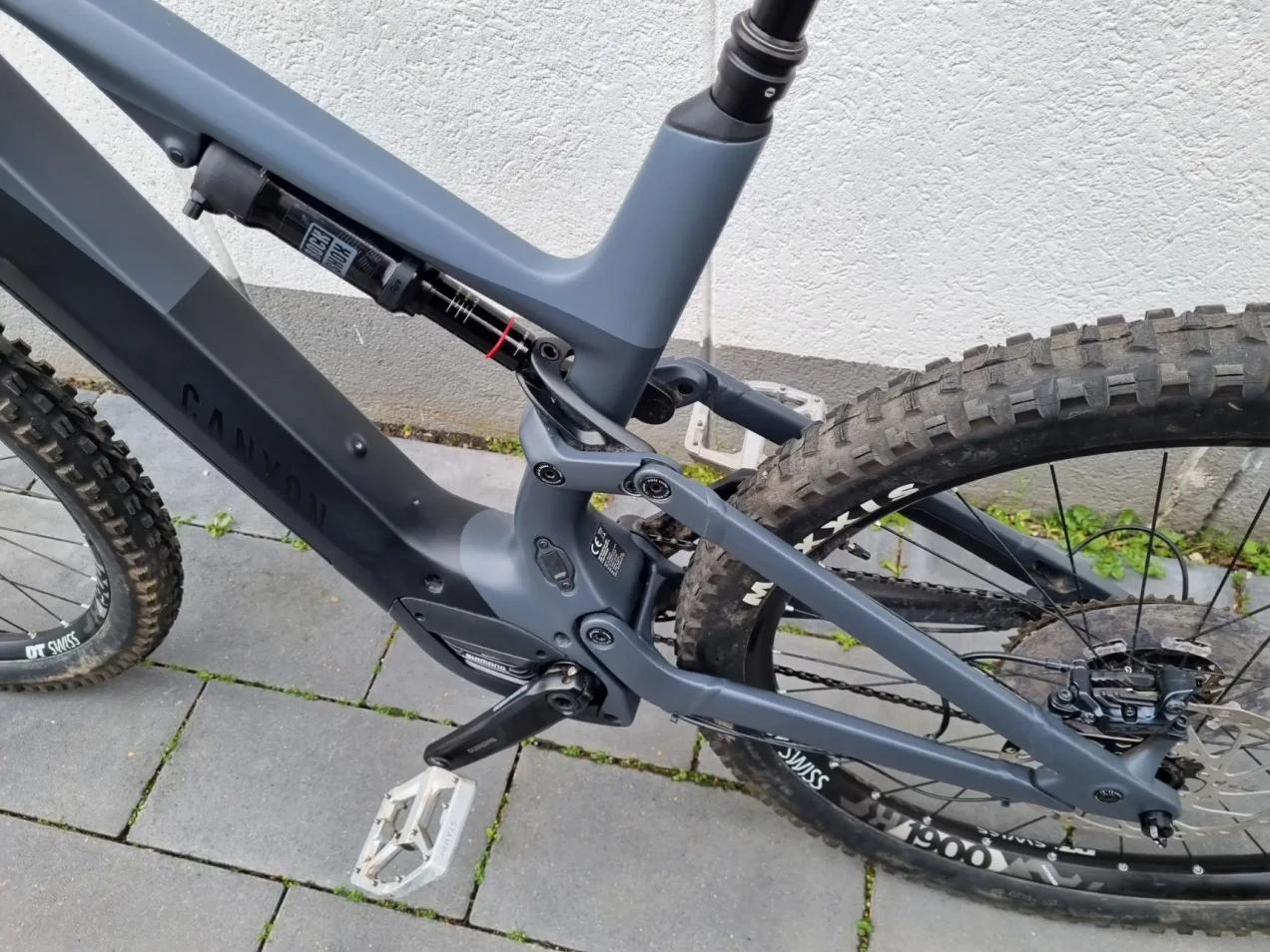 Canyon Spectral:ON CF 7 used in l | buycycle