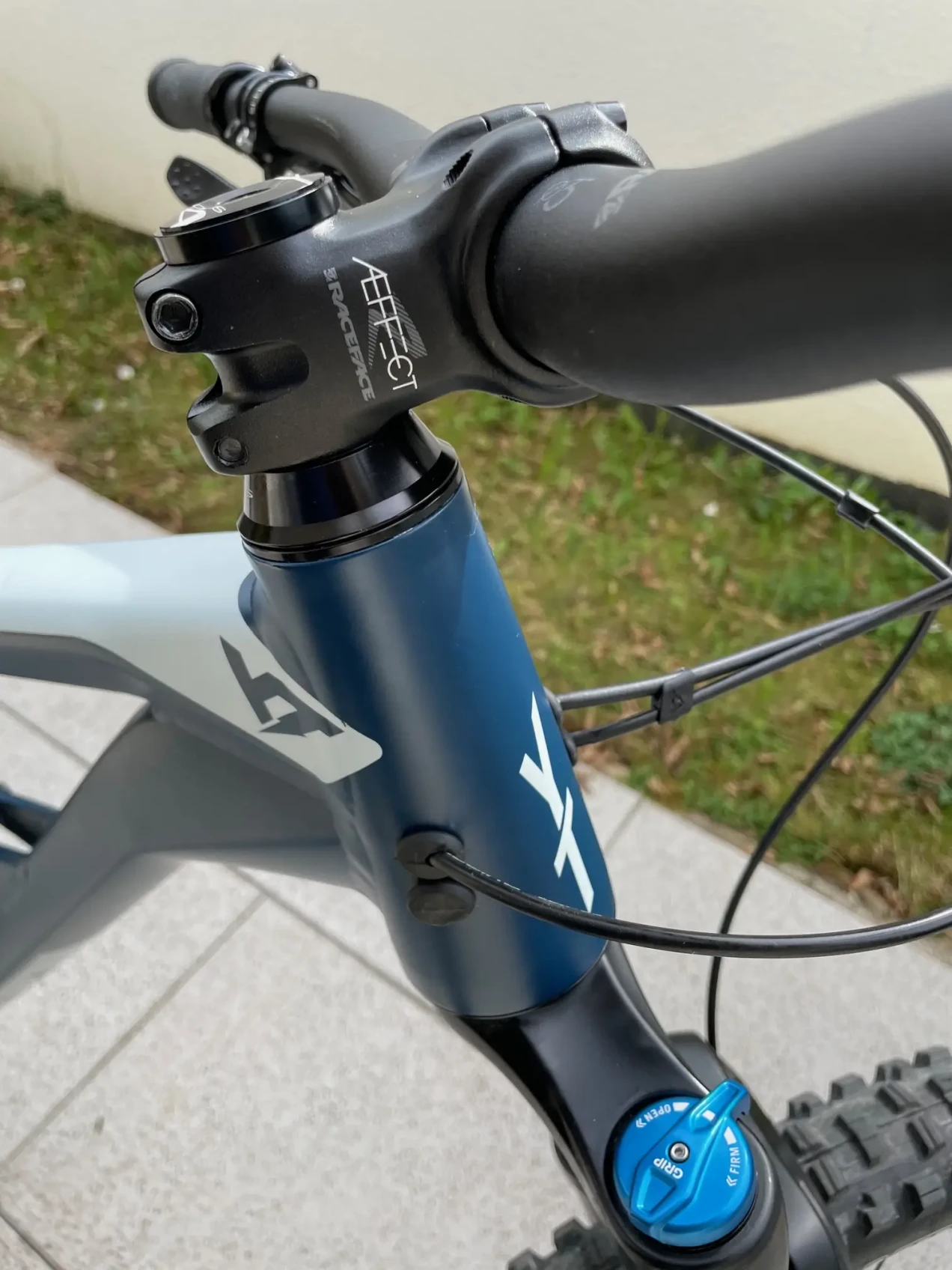 best men's hybrid bicycle