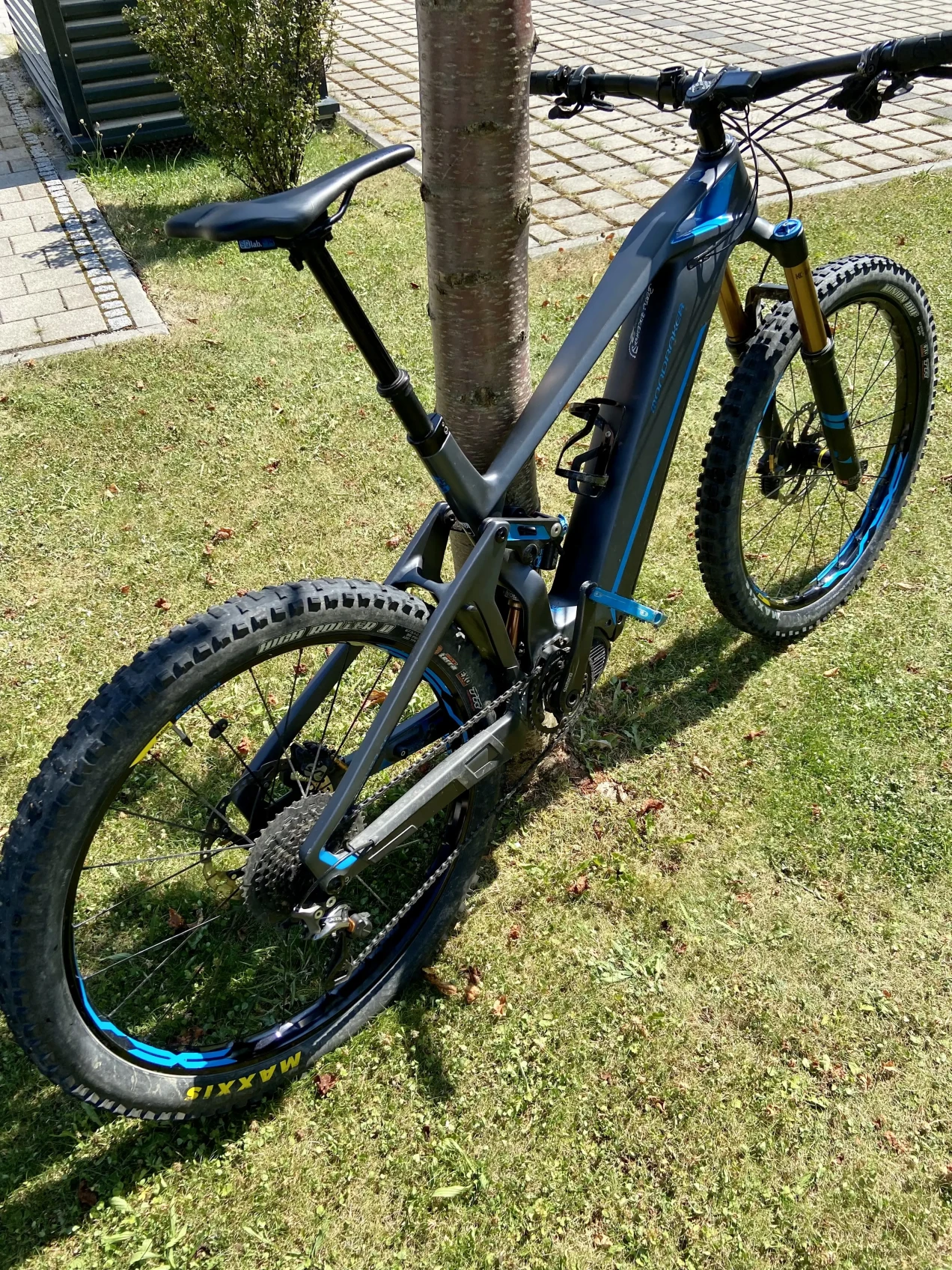 mondraker crusher carbon