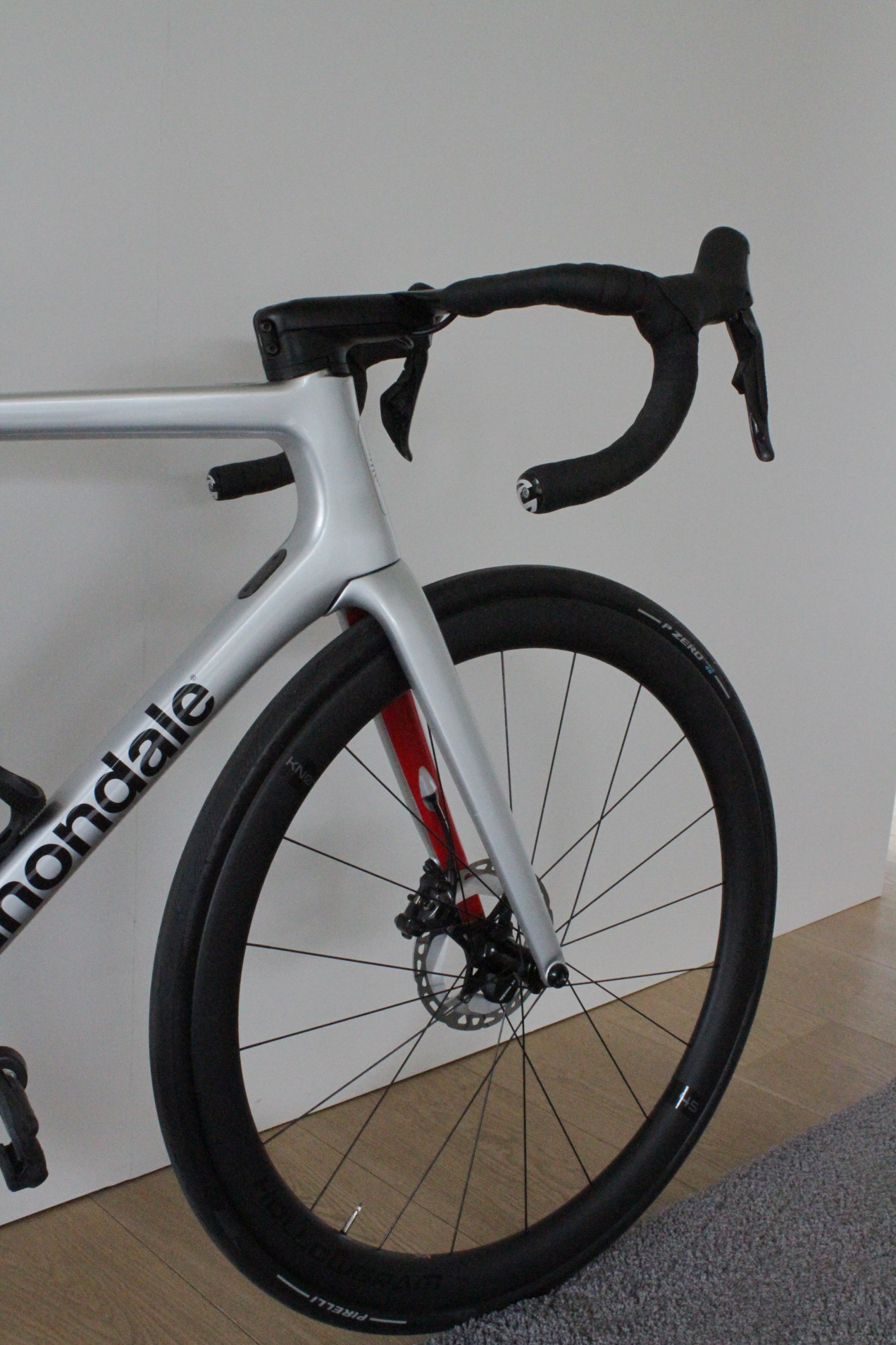 supersix evo carbon disc ultegra weight