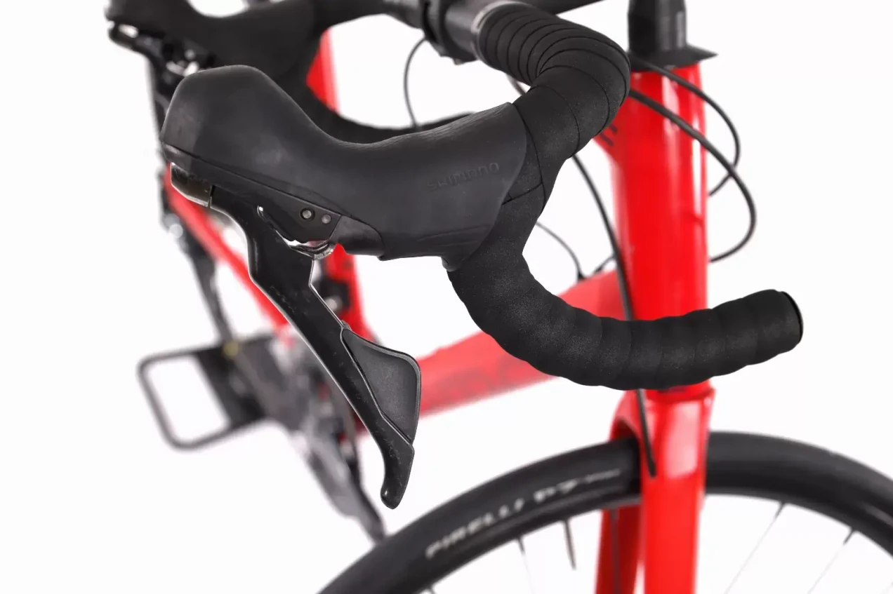 BMC Roadmachine FIVE used in 58 cm | buycycle