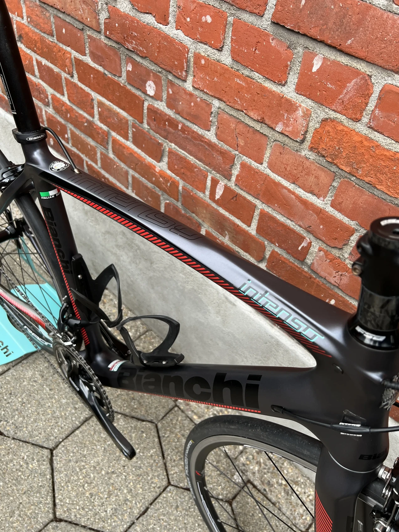 bianchi intenso ultegra 2018