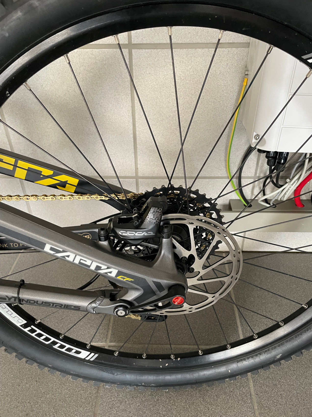 yt industries capra 2018