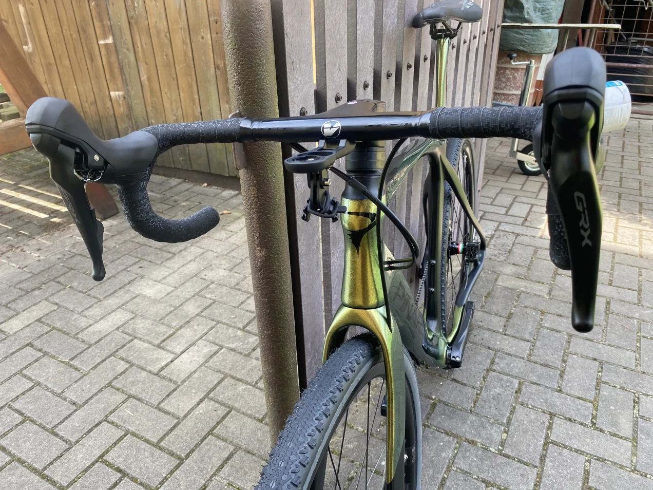 Pinarello Grevil+ GRX used in 56 cm buycycle