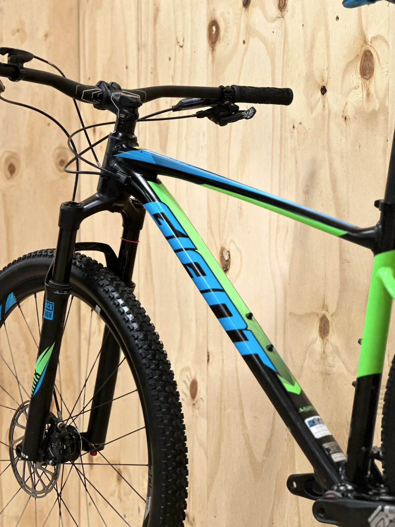 giant fathom 29er 2018