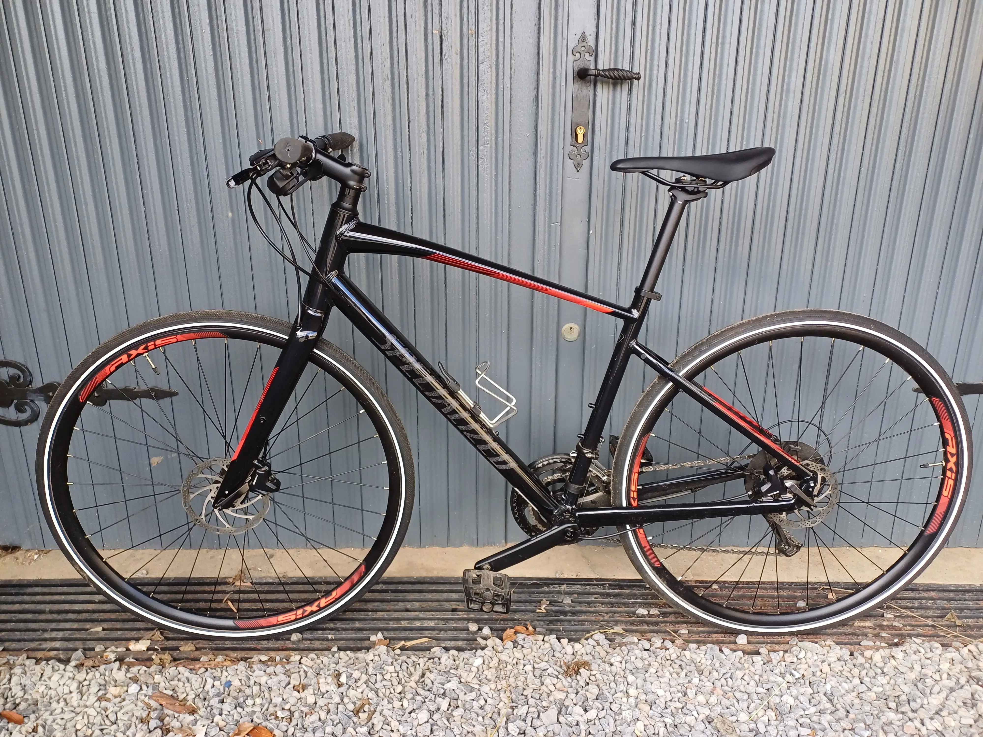 Specialized Sirrus X 3.0 used in m | buycycle