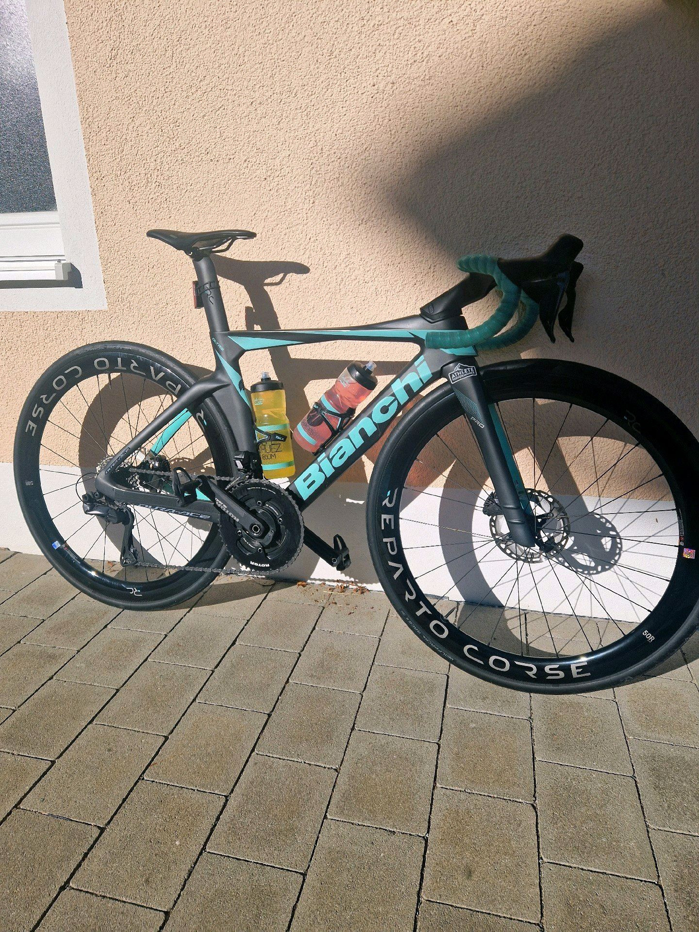 Bianchi Oltre PRO - Ultegra Di2 used in xs | buycycle